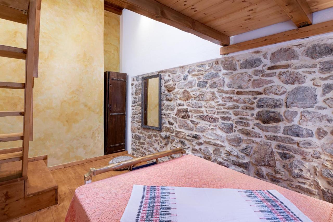 Traditional Cretan House Lithostrati Village * Karidi